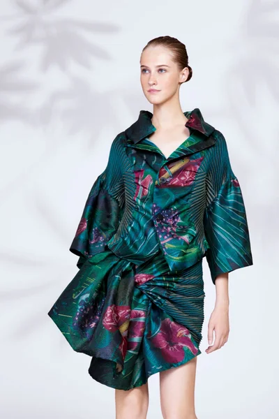 Look 24
